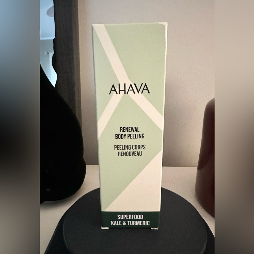 ⭐️ 3/$20 Ahava Renewal Body Peel Kale and Turmeric. 6.8fl oz.